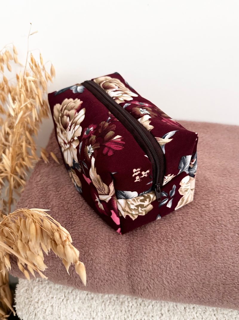 Kosmetyczka VINTAGE Burgundy Floral - obrazek 3
