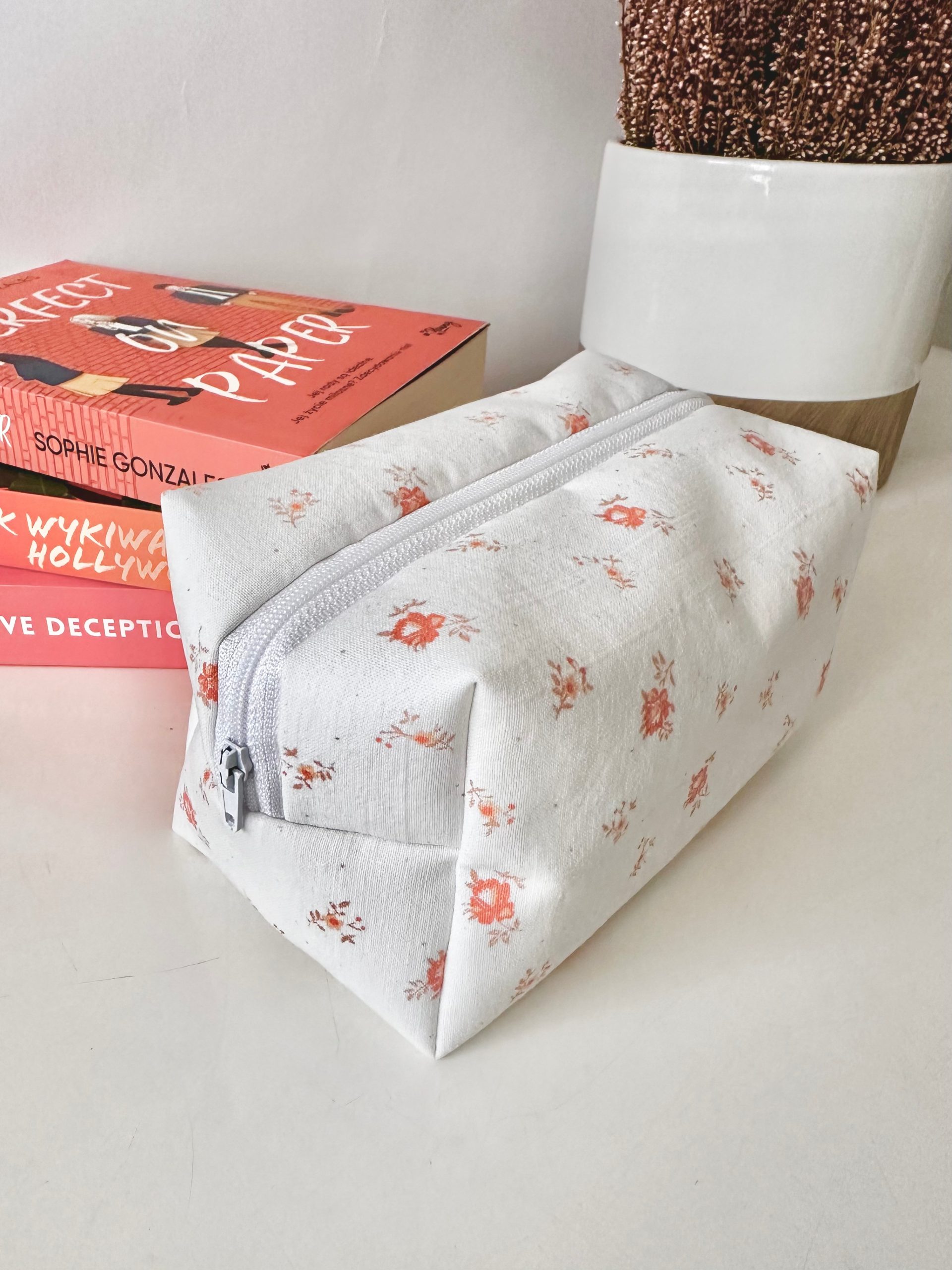 Kosmetyczka VINTAGE Orange Flowers - obrazek 2