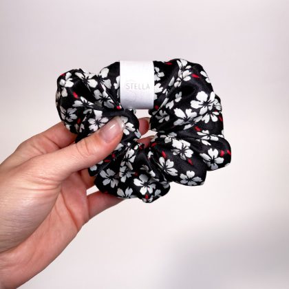 Hibiscus Scrunchie Medium