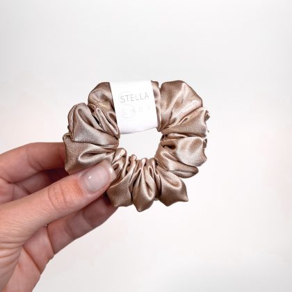 Latte Scrunchie Mini