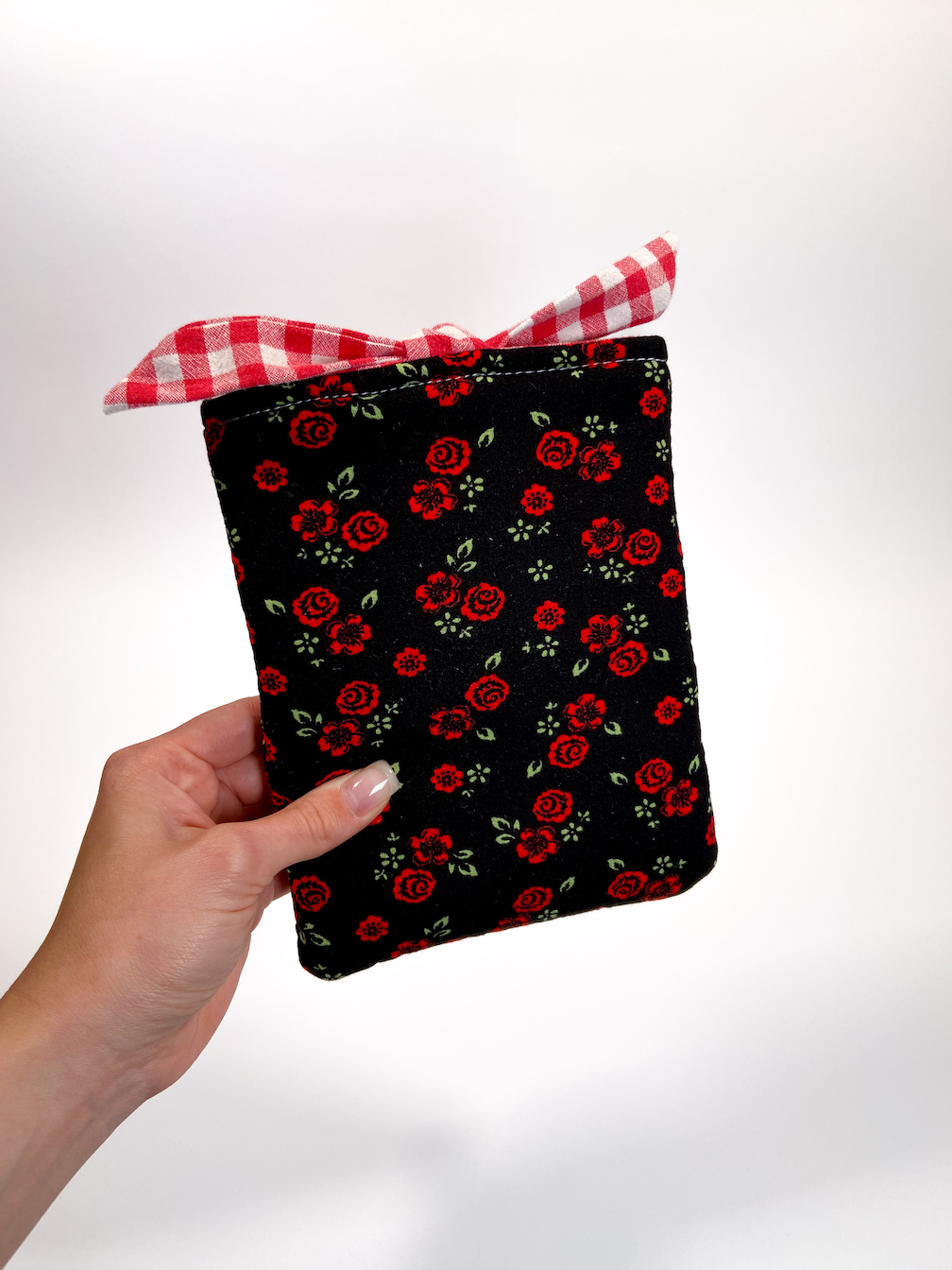 Czytnik Sleeve VINTAGE Black Rose