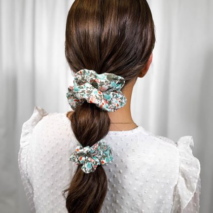 Summer Scrunchie Medium