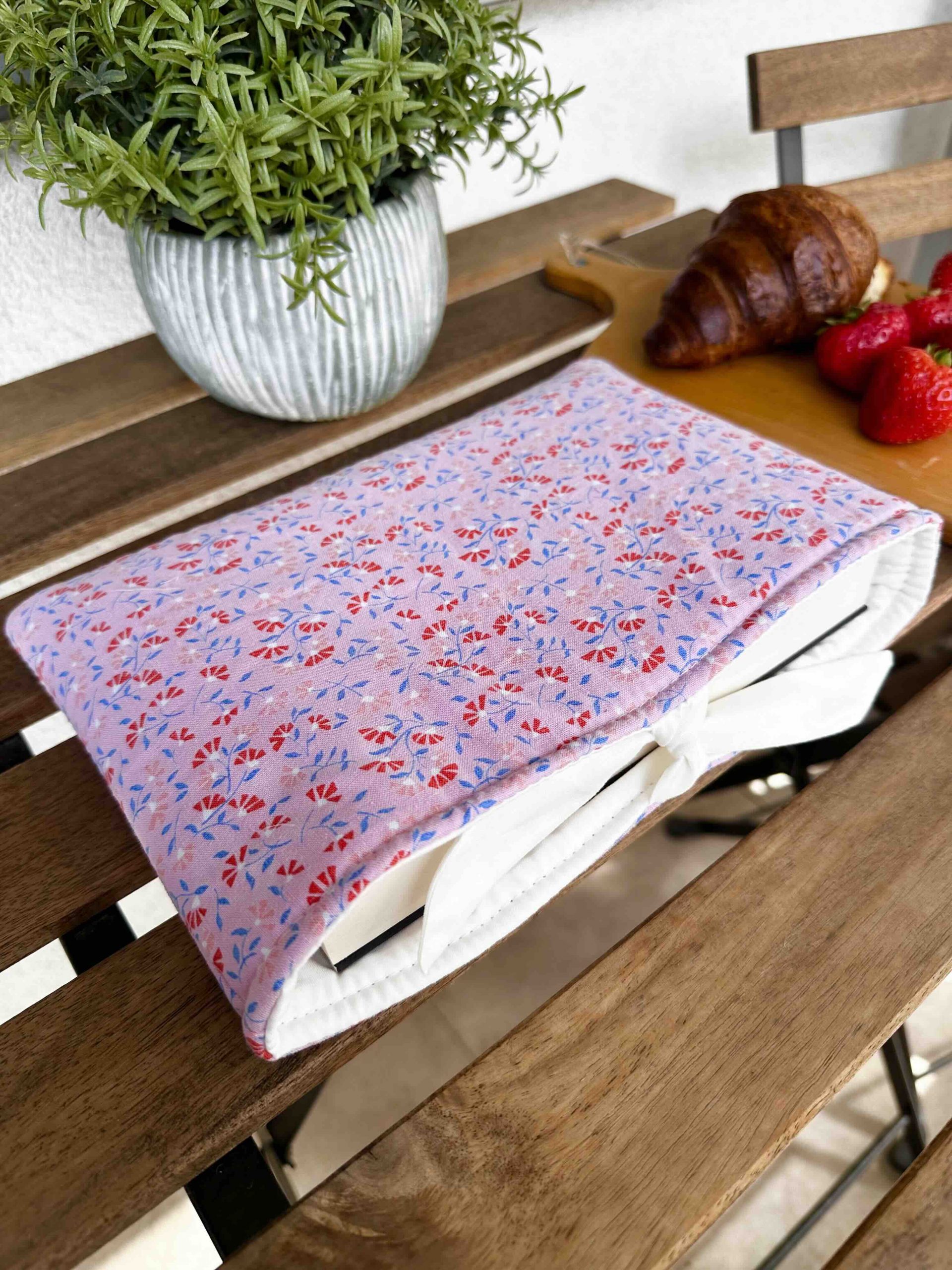 Book Sleeve VINTAGE Purple
